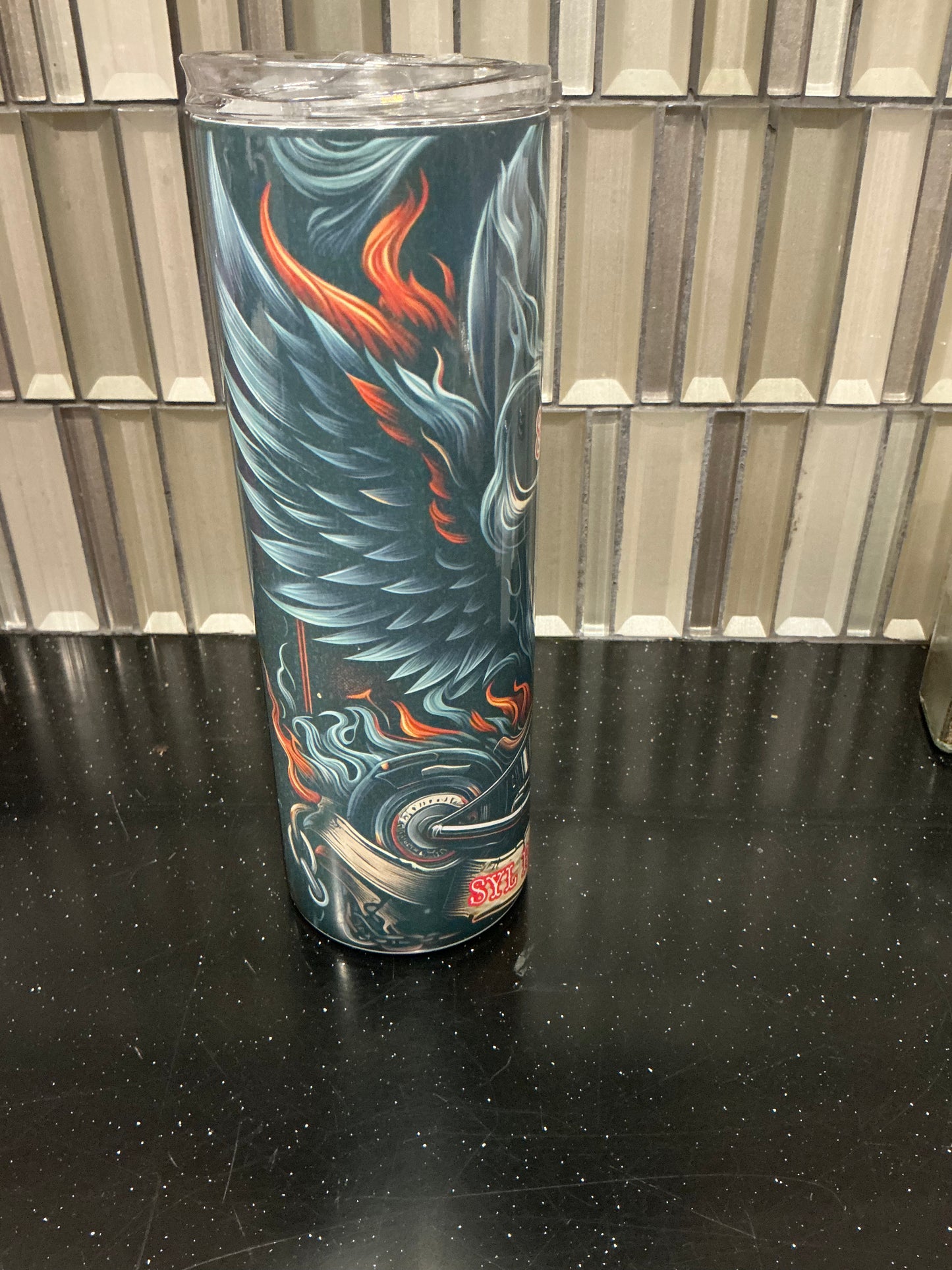 SYL 81 skull Tumbler